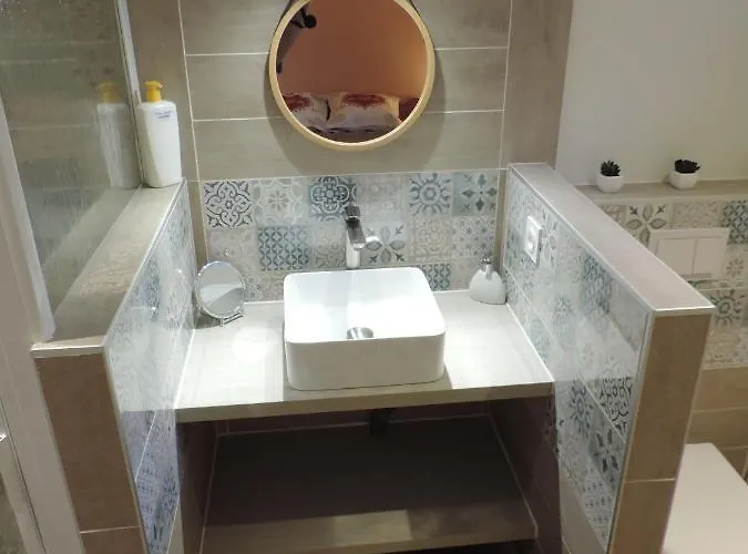 Apartment Le Nidouye 2 Adultes Uniquement A Lary Soulan *