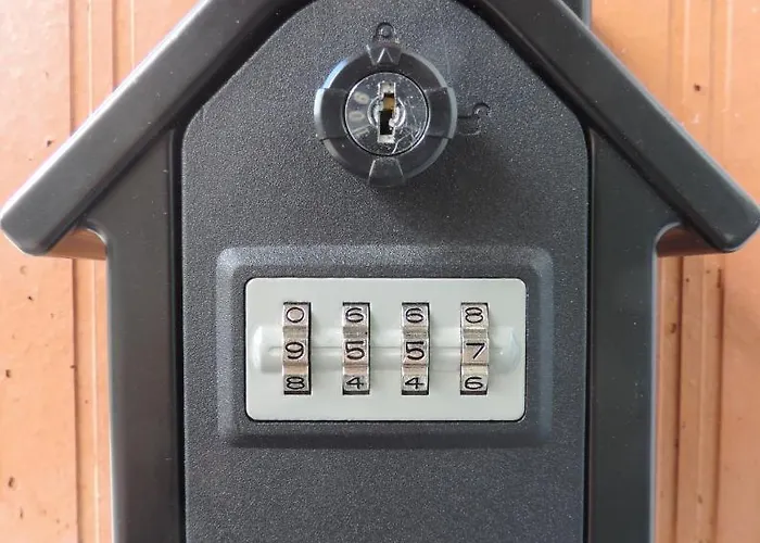 Apartment Le Nidouye 2 Adultes Uniquement A Lary Soulan *