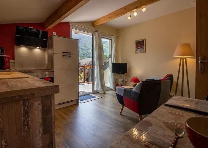 Apartment Le Nidouye 2 Adultes Uniquement A Lary Soulan