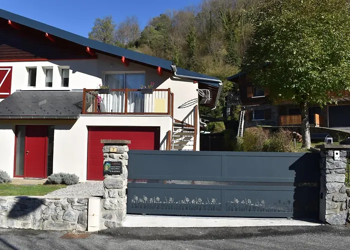 Apartment Le Nidouye 2 Adultes Uniquement A Lary Soulan